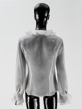 BLUS, Kenzo.