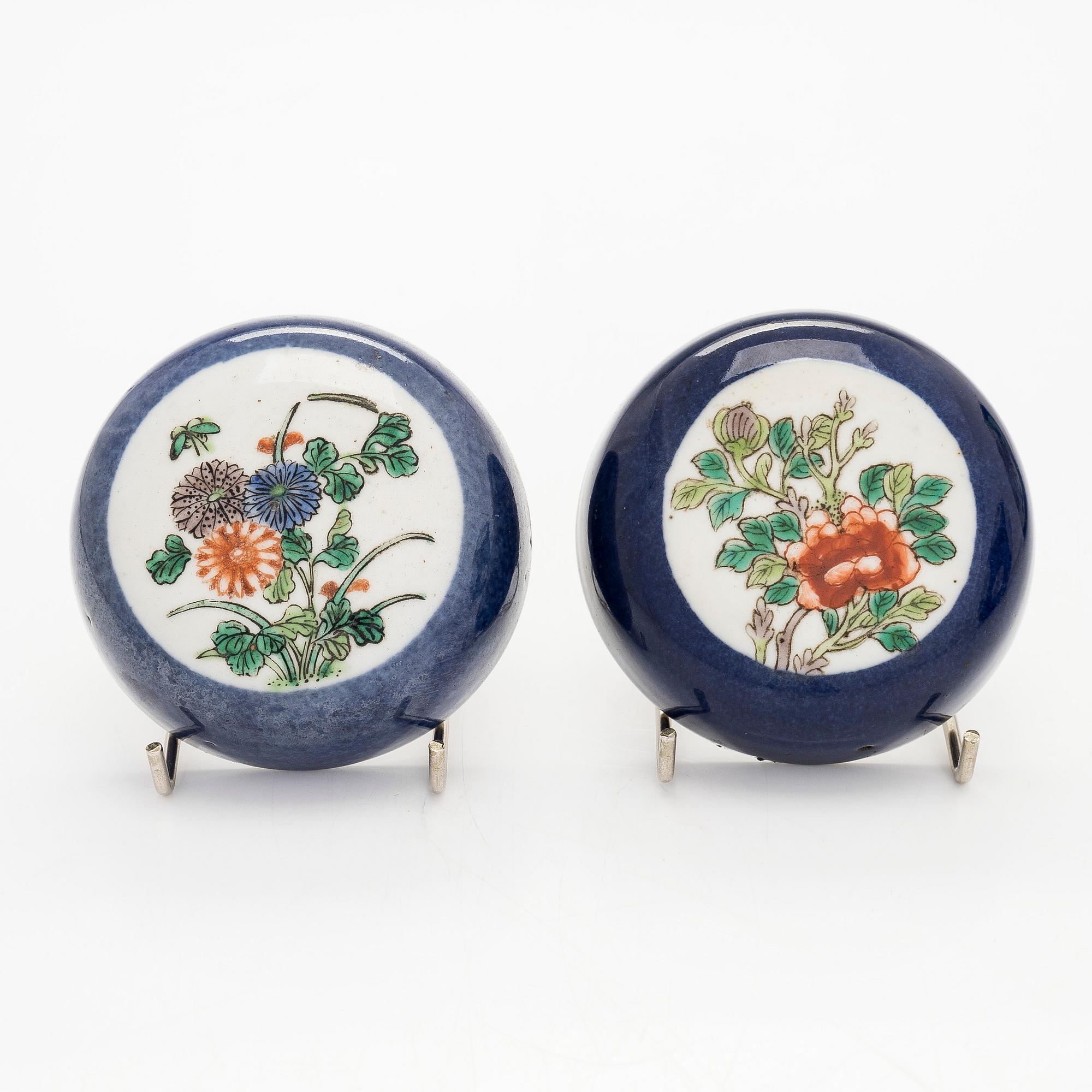 A pair of famille verte jars with covers, China mid 20th century.