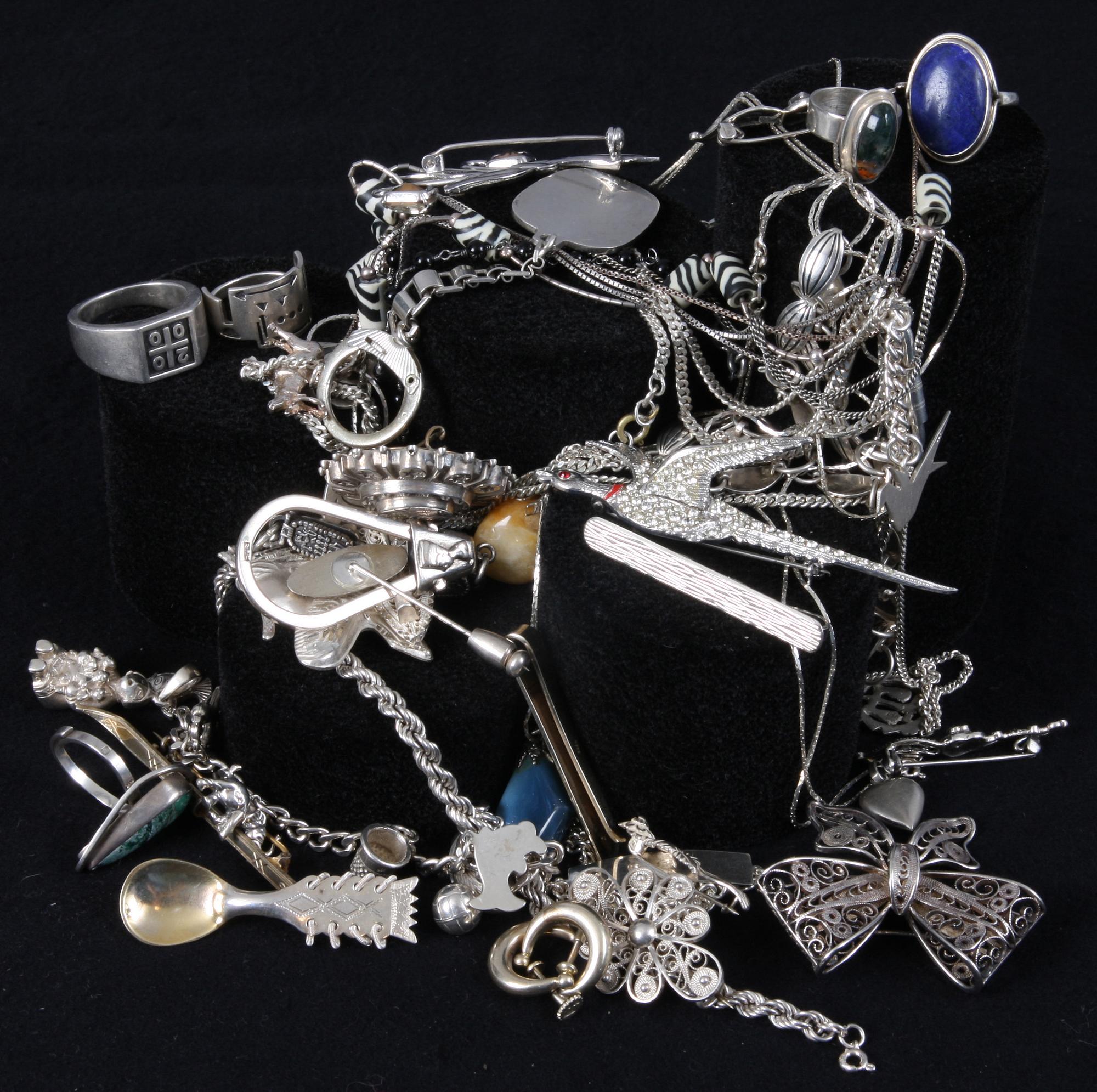 PARTI SILVER, 68 delar, ca 970 g.