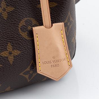 Louis Vuitton, 'Montaigne MM'.