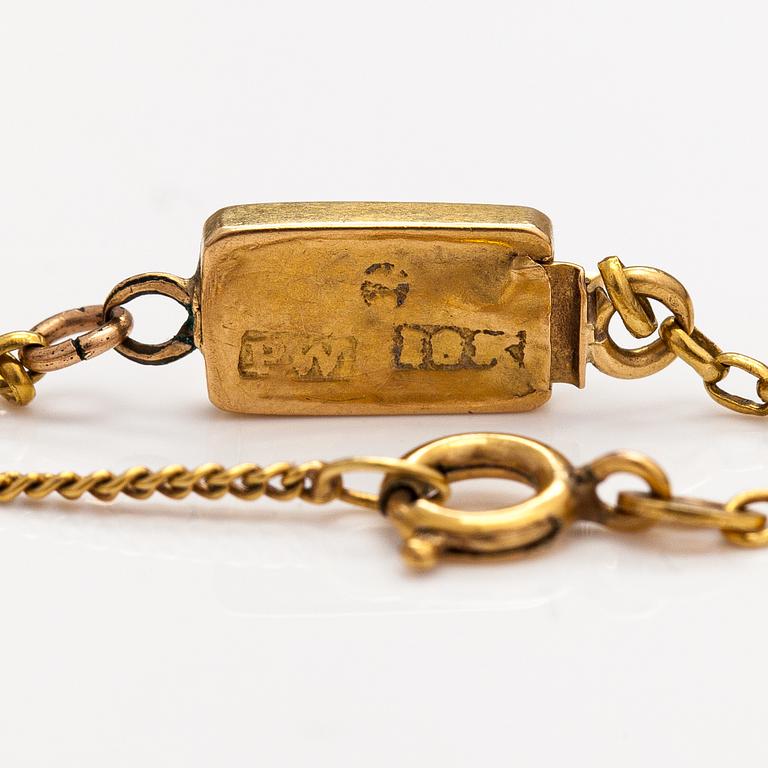 An 18K gold necklace with pearls and enamel with painted decor. Gustaf Dahlgren, Malmoe 1870.