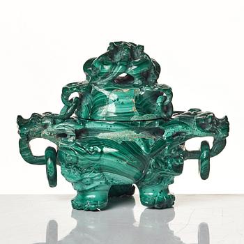 A Chinese malachite tripod censer with cover, early 20th Century.