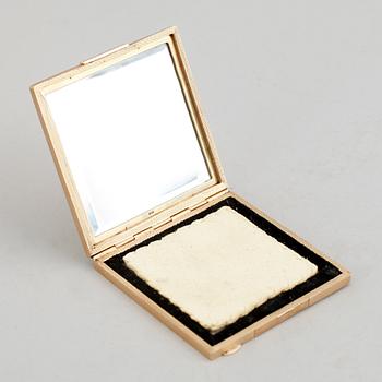 PUDERDOSA, 9 k guld. Vikt med spegel ca 82 gram.