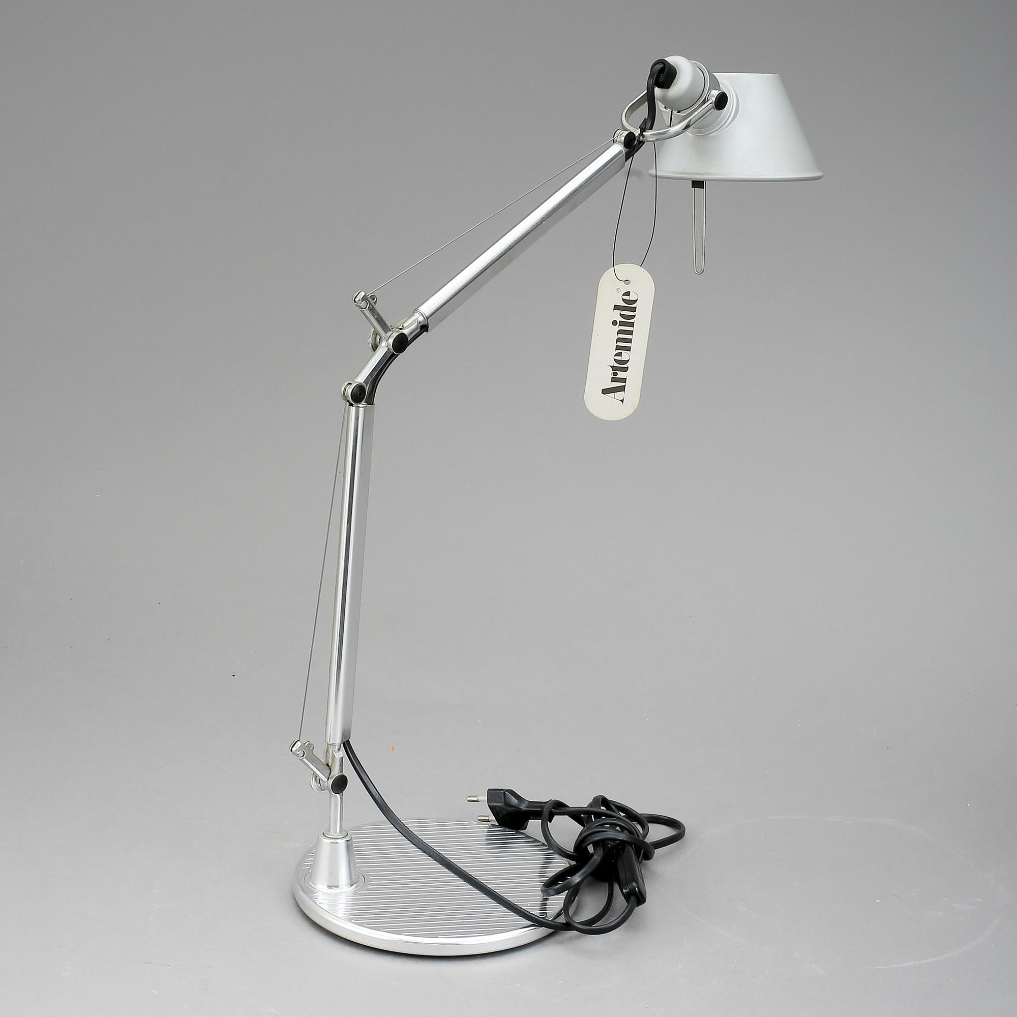 BORDSLAMPA, "Tolomeo Micro", Michele De Lucchi och Giancarlo Fassina, Artimide.