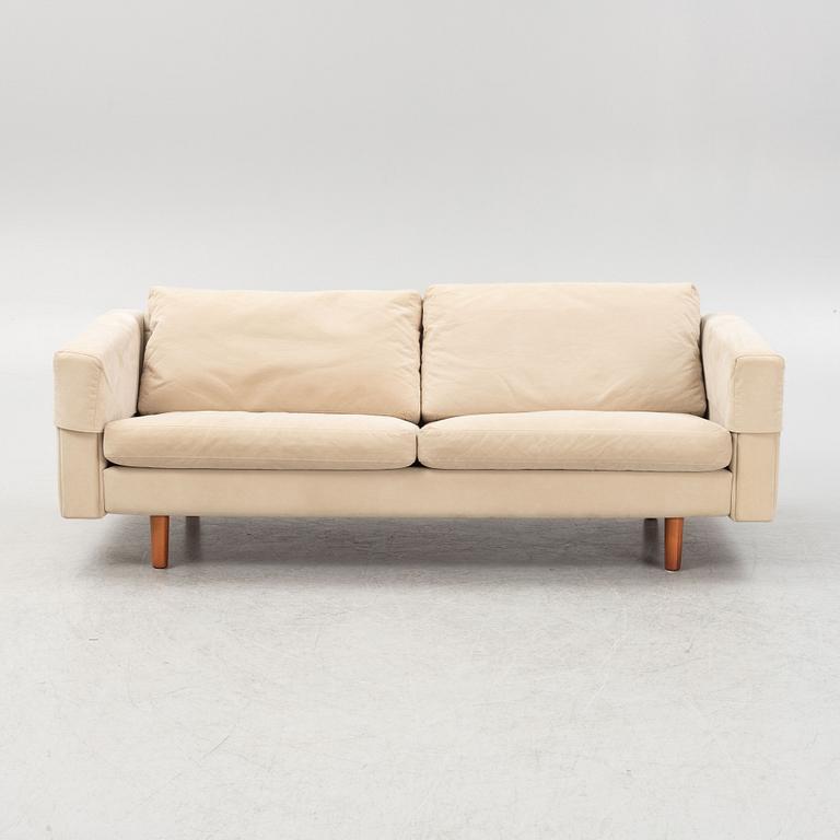 Hans J Wegner, sofa, Getama, contemporary.