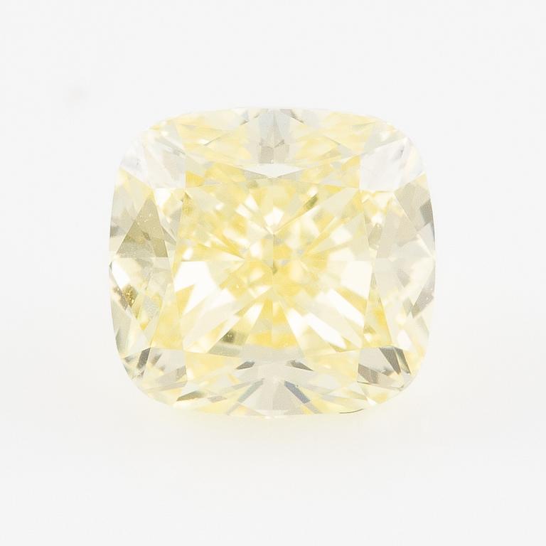 Cushionformad gul diamant, 0.58 ct, medföljande GIA report.