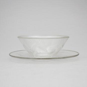 RENE LALIQUE, "Arras no 3 och 2", skål med fat, glas. 1900-talets andra hälft.