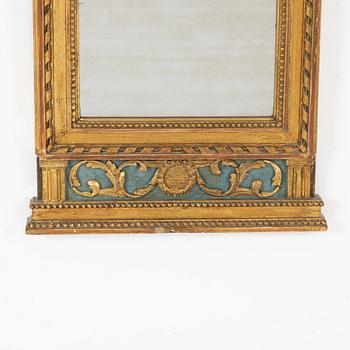A late Gustavian mirror, circa 1800.