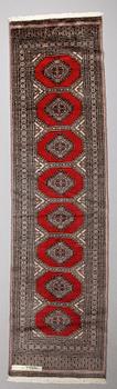 MATTA, Pakistan, galleri, ca 295 x 78 cm.