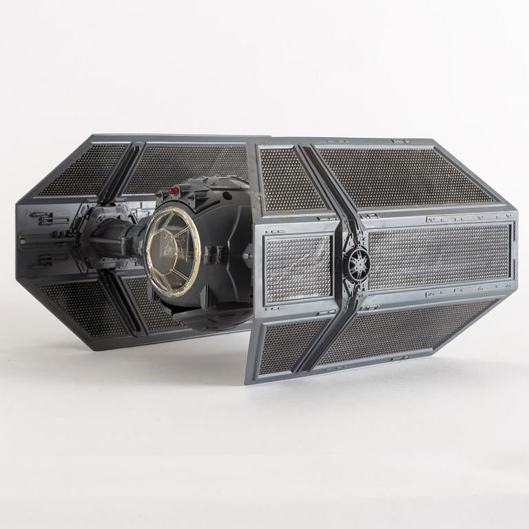 STAR WARS, Darth Vader Tie fighter samt X-wing i kartonger, 1970/80-tal.