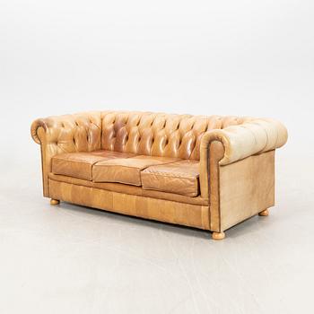 Sofa group 3 pcs Chesterfield model, late 20th century.