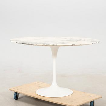 Eero Saarinen, bord "Tulip" Knoll International 1900-tales senare del.