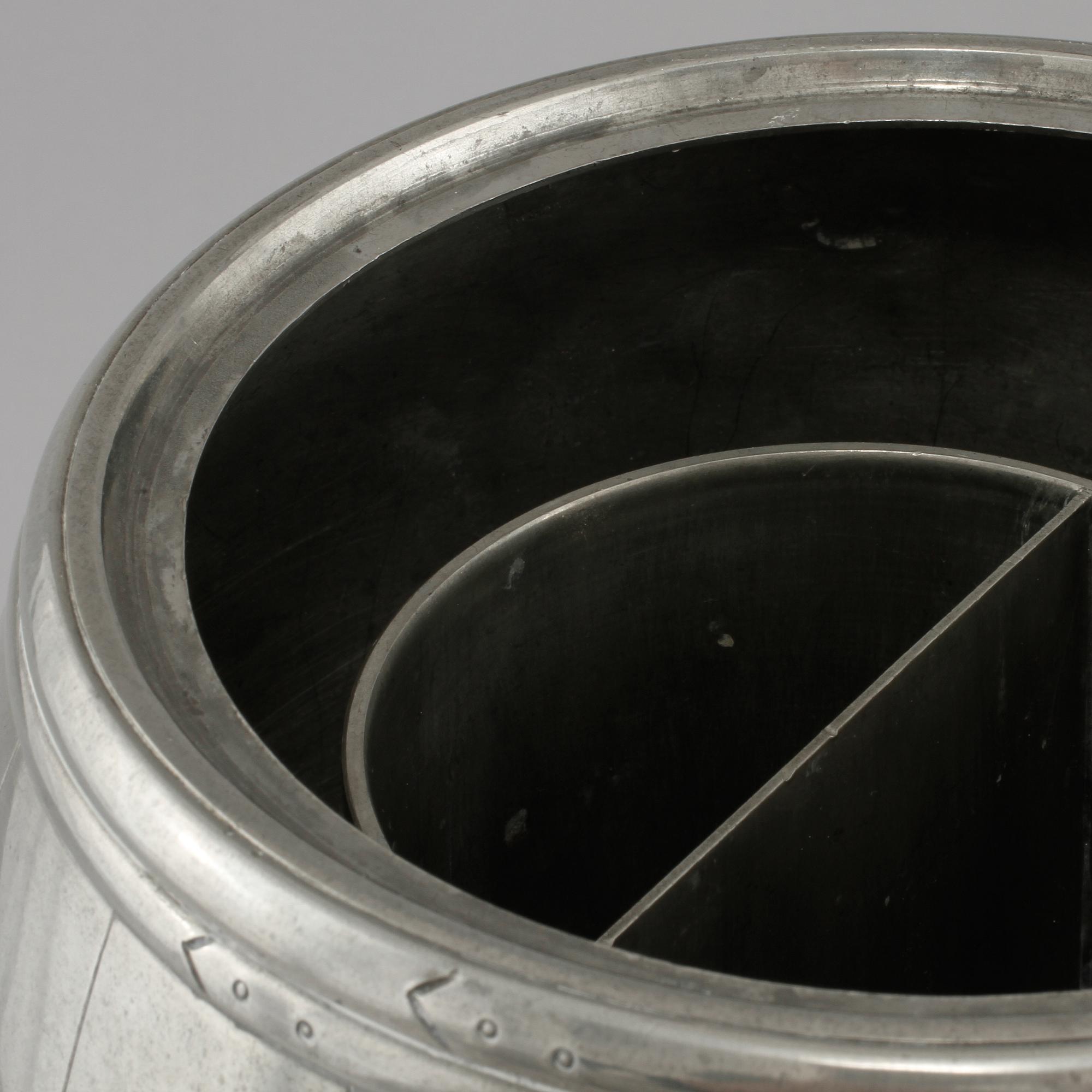 ÖLTUNNA, tenn, 1933.