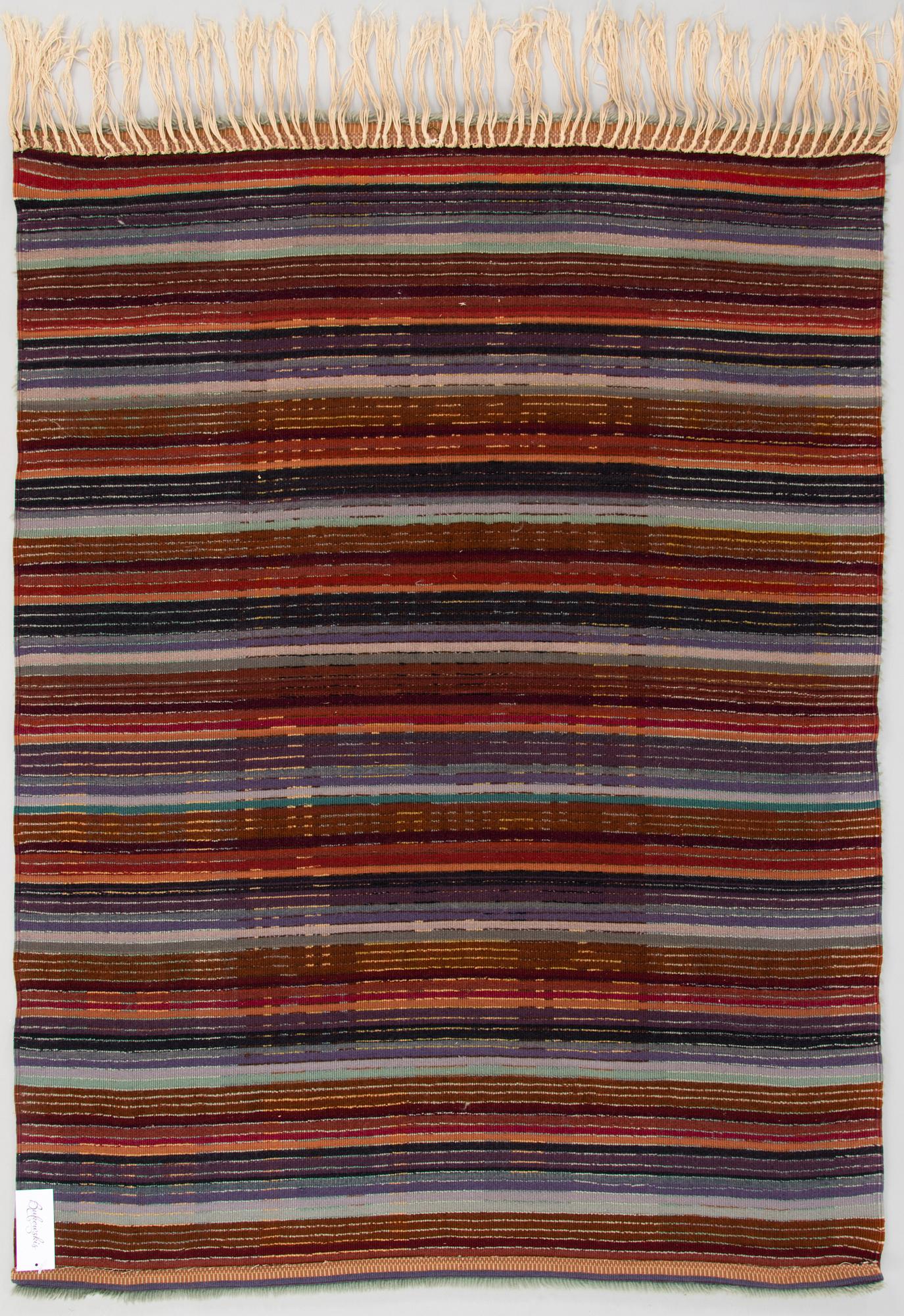 EVA ANTTILA, rya, modell för Finska handarbetets vänner.1930-tal. Ca 155x115 cm.