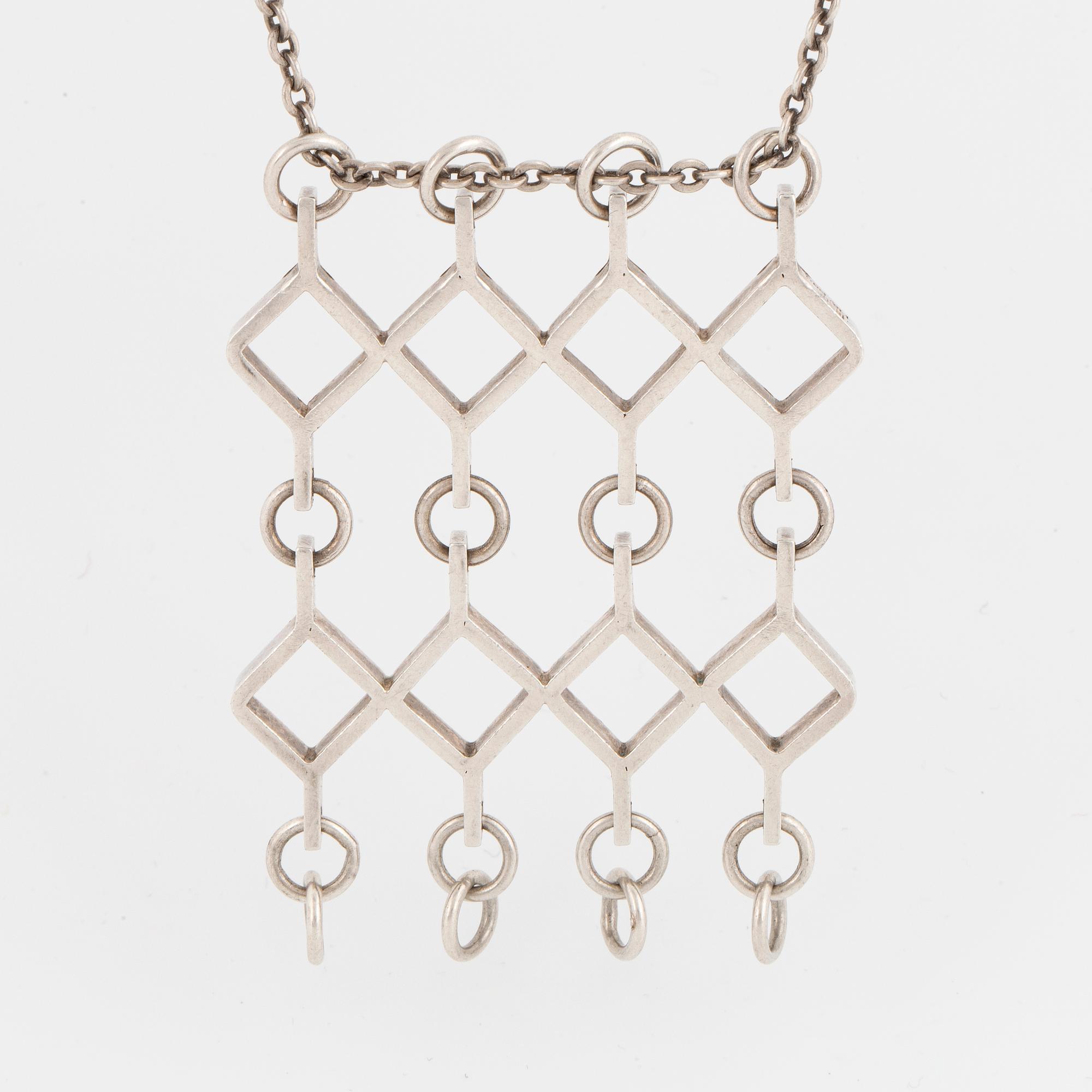 Jorma Laine, design Ruutu, silver pendant.