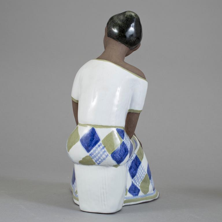 FIGURIN, keramik, Mari Simmulson, Upsala Ekeby.