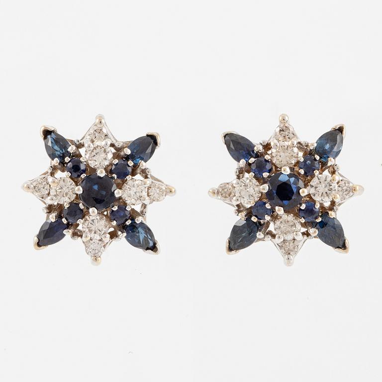 Earrings in 18K white gold with brilliant-cut diamonds and sapphires.