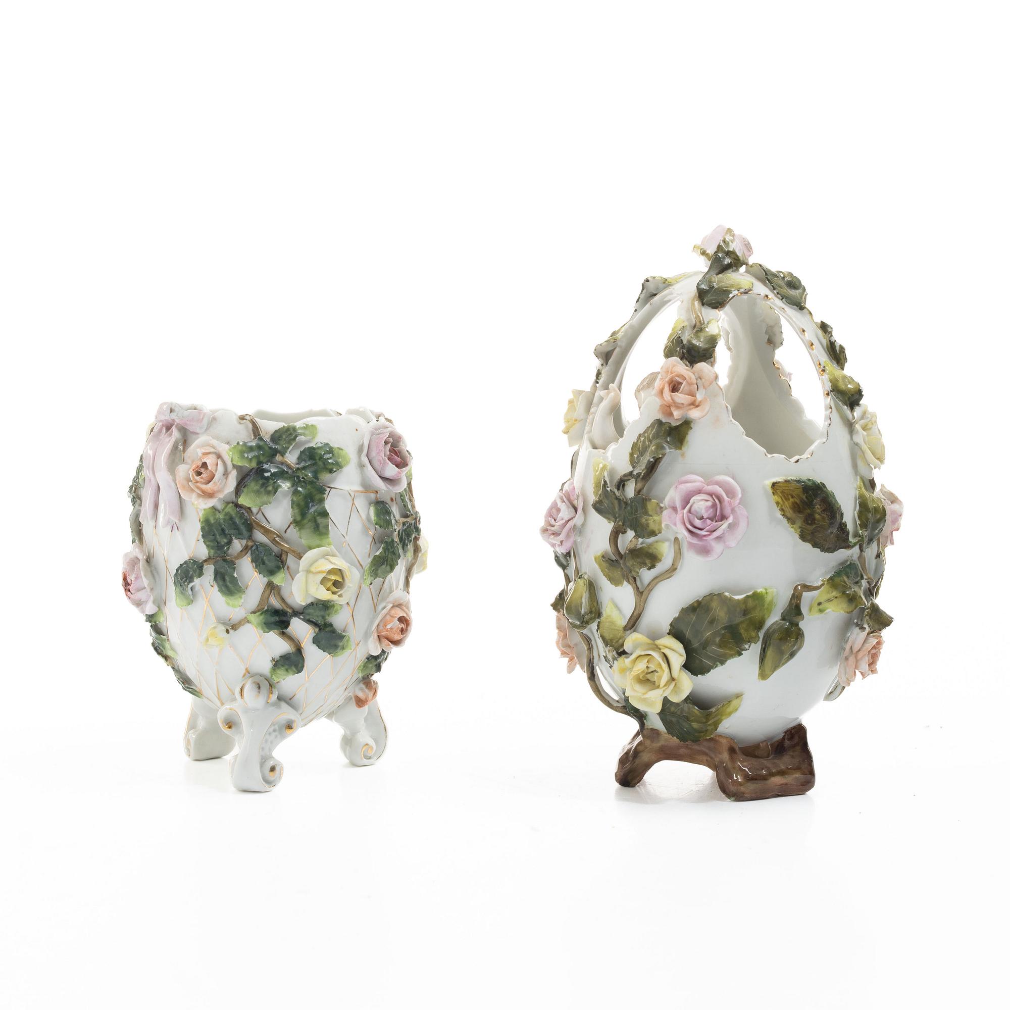 Table decorations, 2 pcs, porcelain, probably Sitzendorf, Germany, 1887–1900.