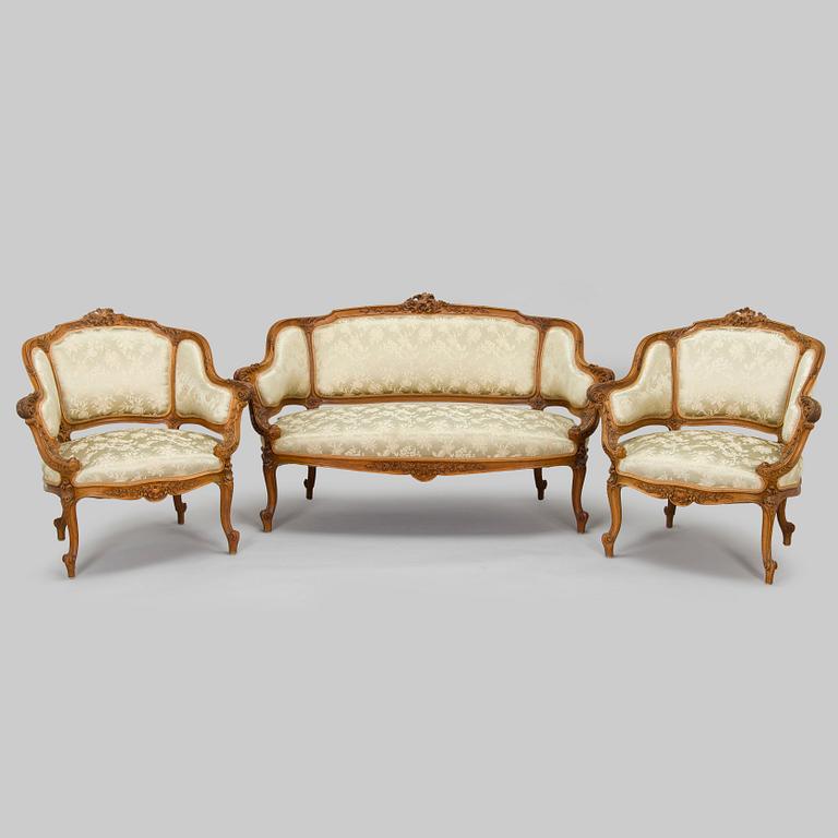 Soffa och fåtöljer, ett par, omkring 1900.