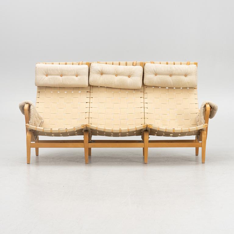 Bruno Mathsson, soffa, "Pernilla", Dux, 1900-talets andra hälft.