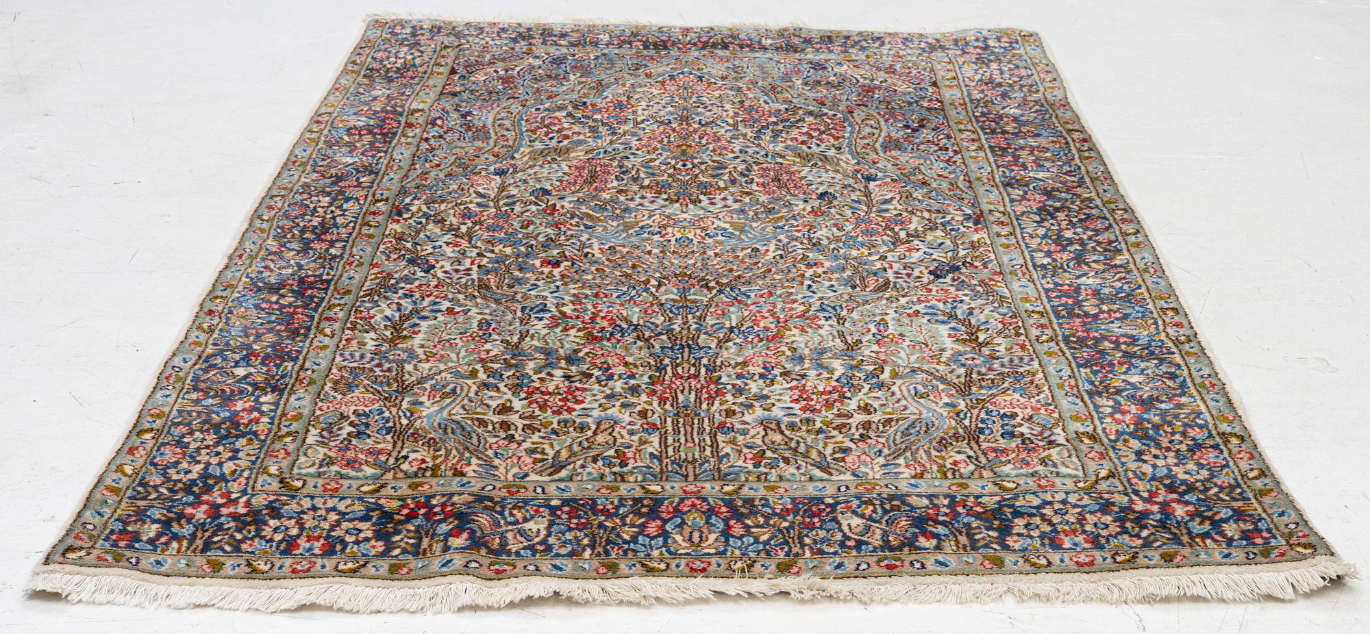 Carpet, Kirman, antique, approx. 242 x 146 cm.