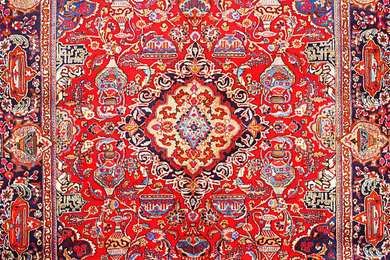 A Kashmar carpet, a. 376 x 298 cm.
