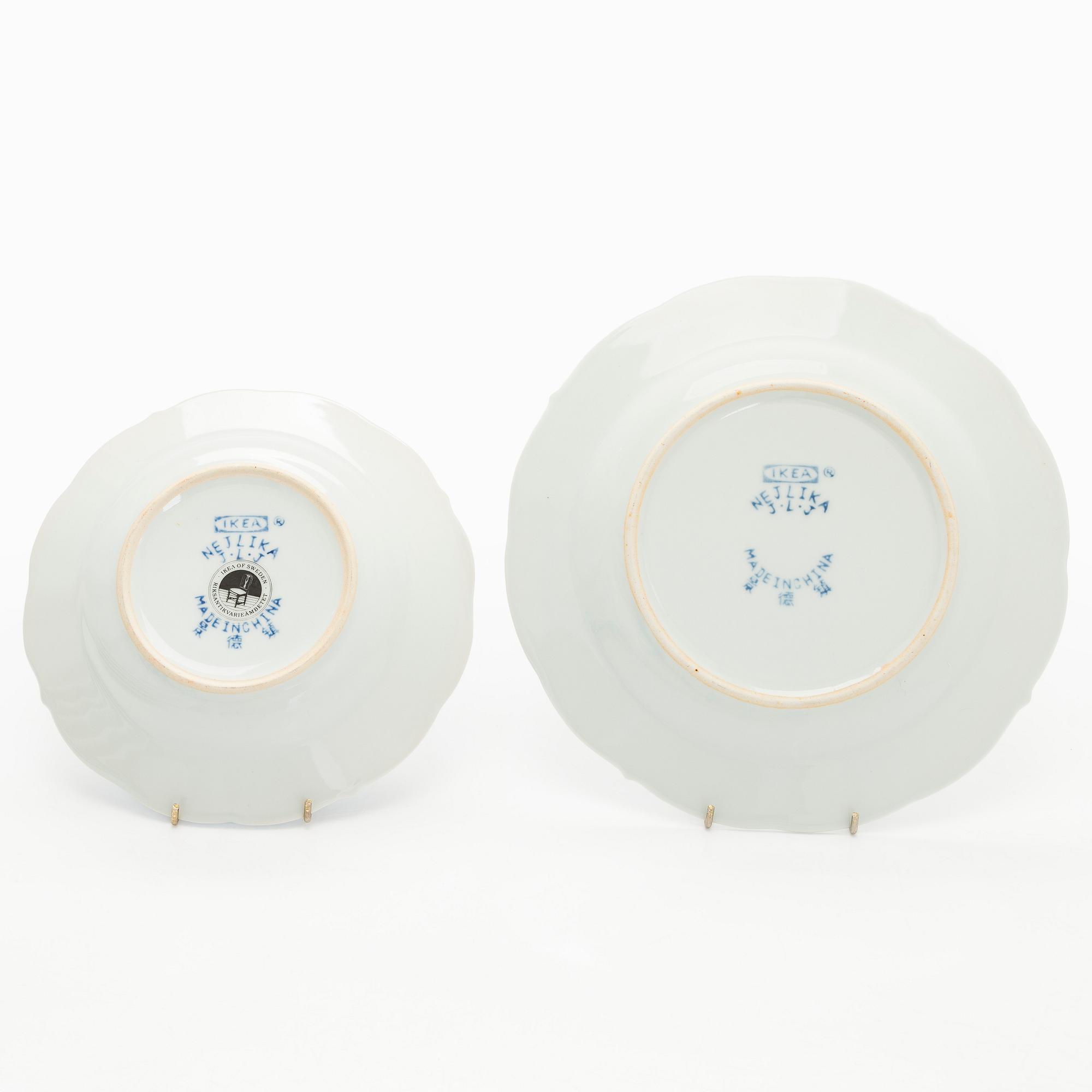 Astiaston osia, 12 osaa, posliinia, "Nejlika", IKEA, IKEA:n 1700-luvun sarjasta.