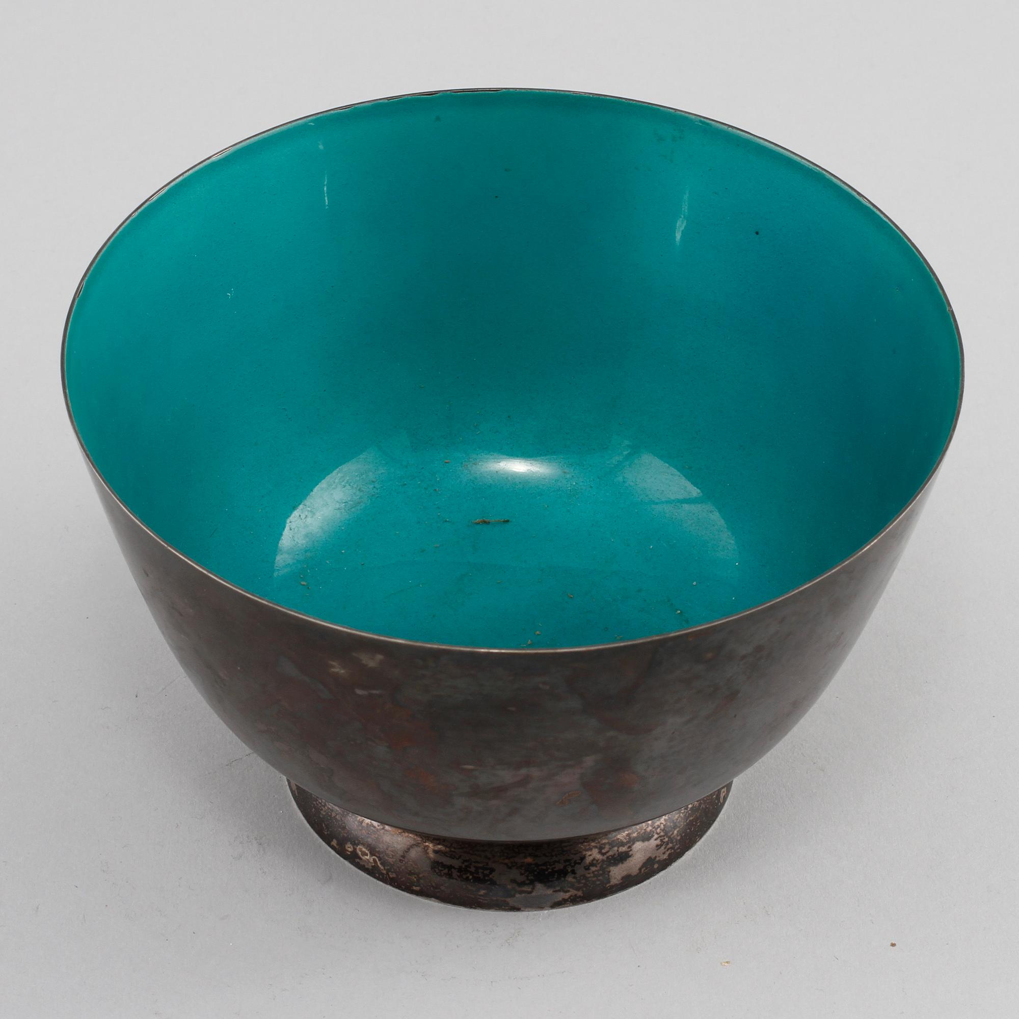 SKÅL, silver och emalj, 1900-talets andra hälft.