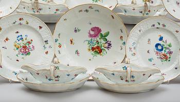 An extensive dinner service, Meissen, mainly 18th century.