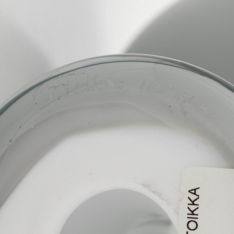 Oiva Toikka, A glass bird, 'Uuno', signed O. Toikka Iittala.