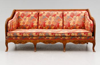 SOFFA, rokokostil, 1900-talets första hälft.