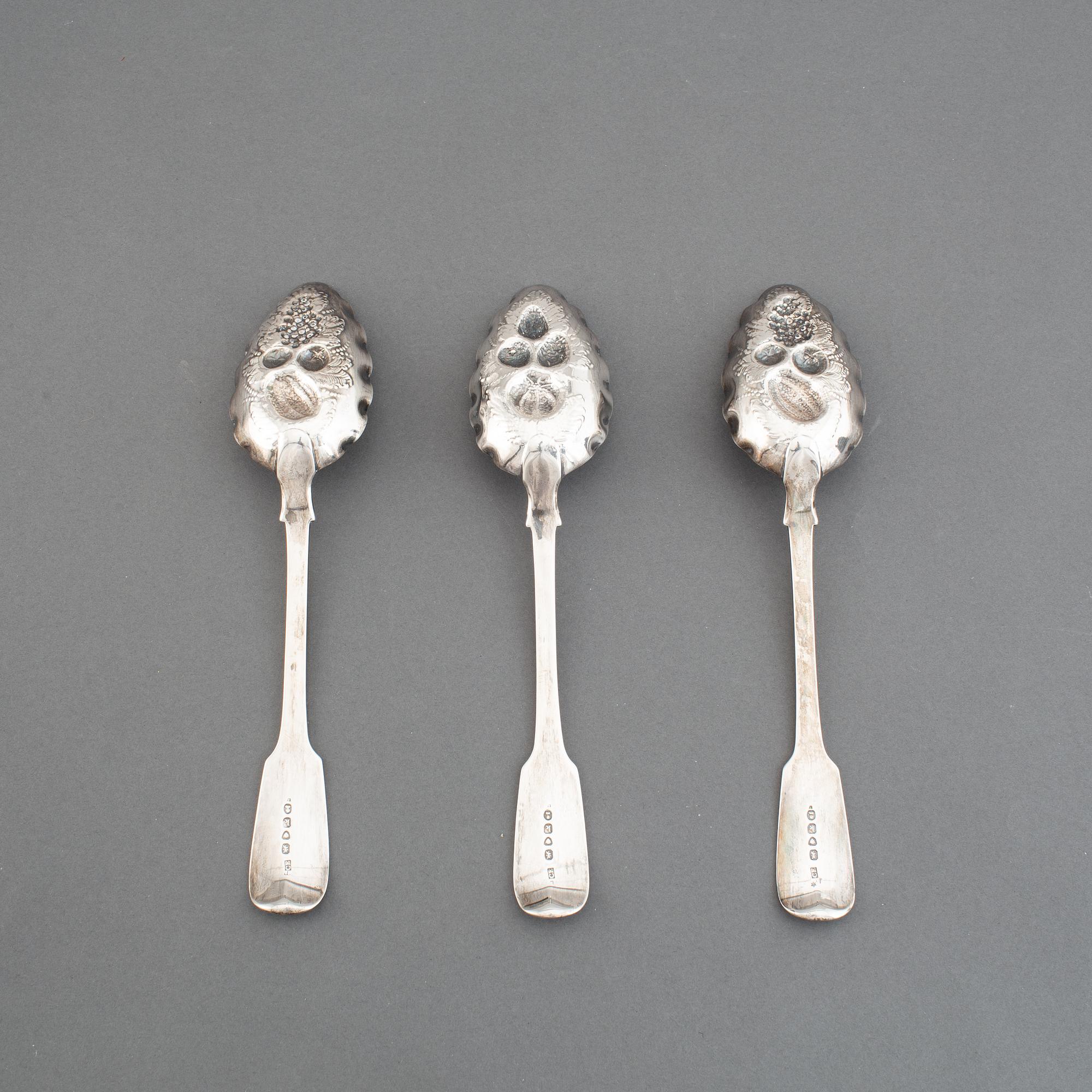 Three English silver spoons, marked London 1825.