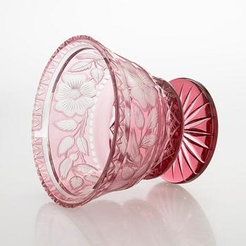 A mid-20th century crystal bowl.