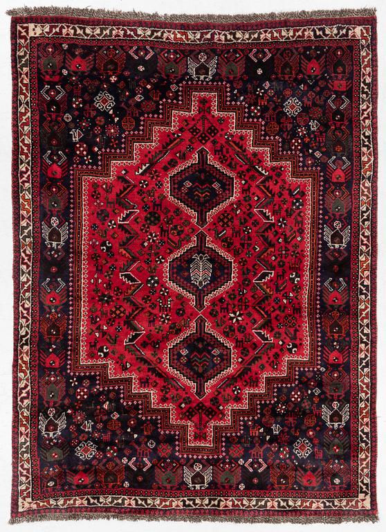 Carpet, oriental, approx. 237 x 174 cm.