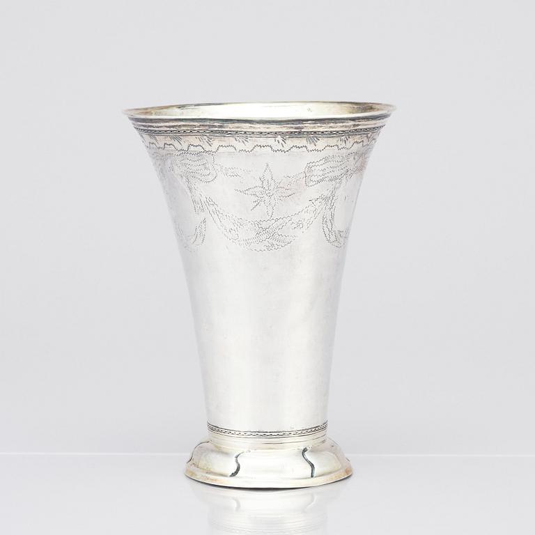 Bägare, silver, möjligen Mikael Sedelin (1788-1807 (1809)), Sundsvall 1794.