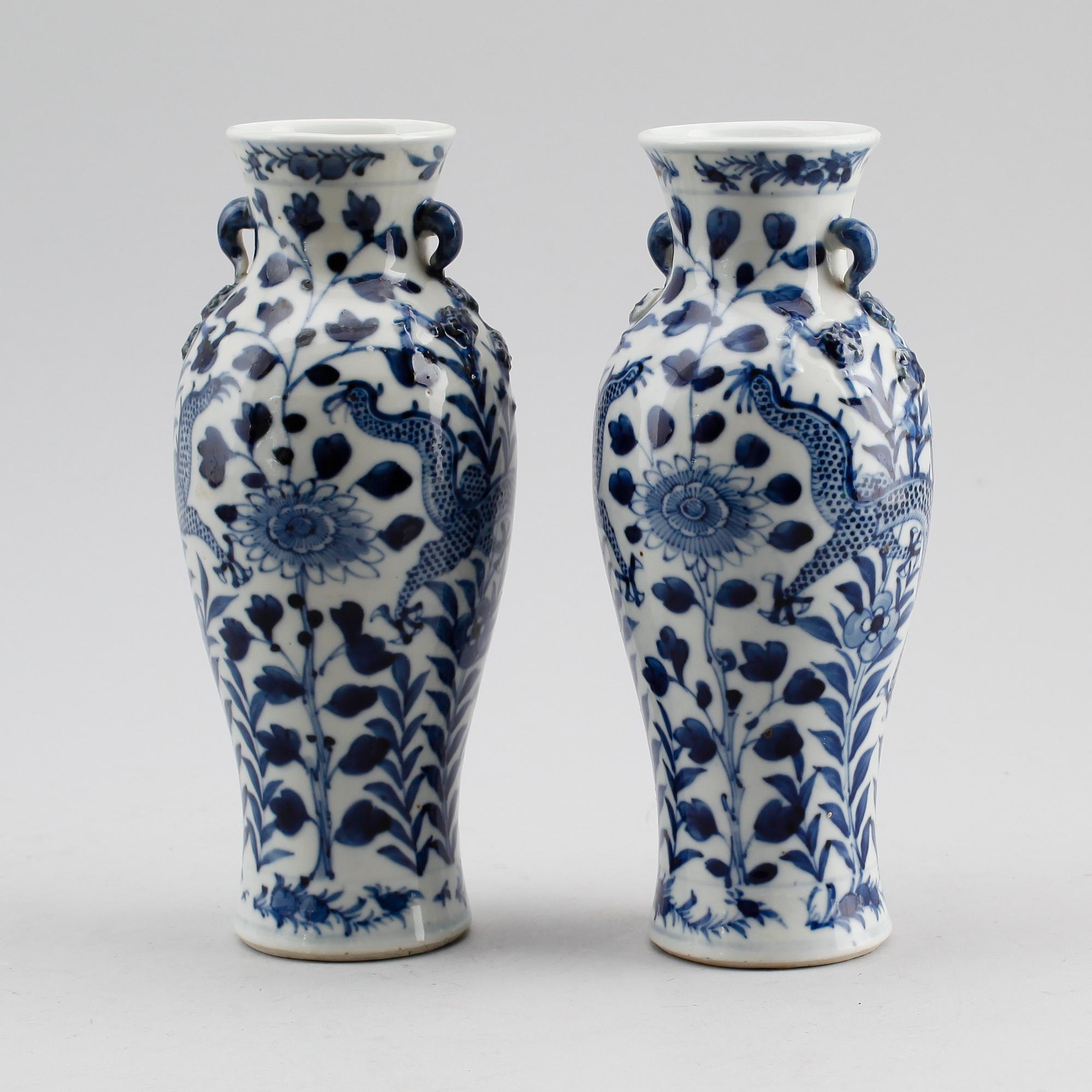 VASER, 1 par, porslin, Kina, 1700-/1800-tal.
