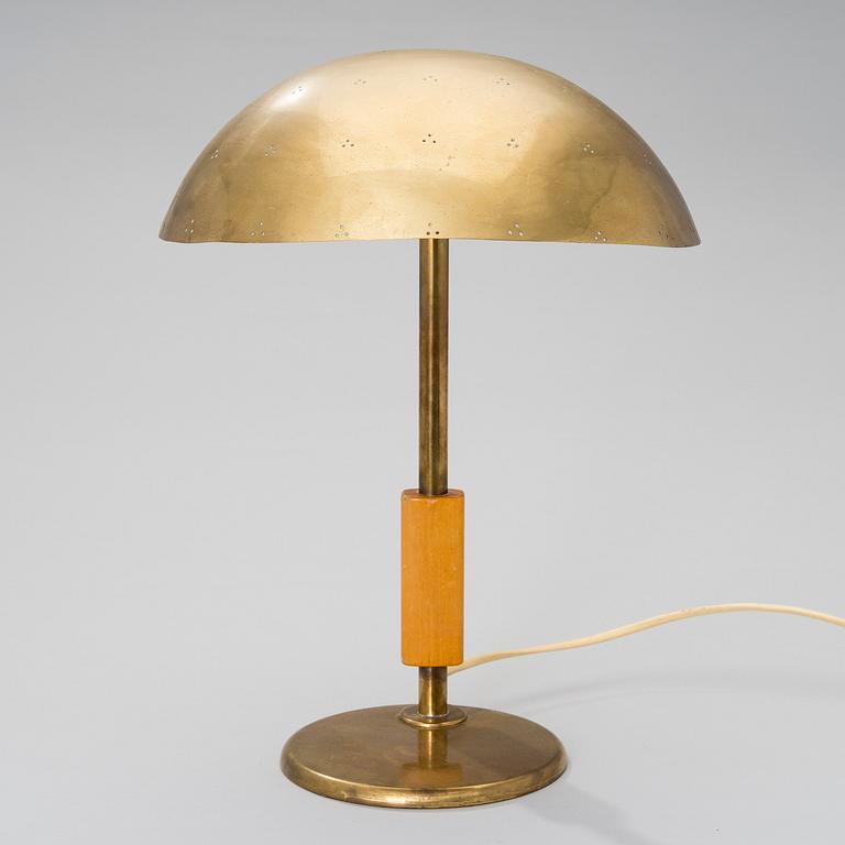 PAAVO TYNELL, BORDSLAMPA. Taito, formgiven 1949.