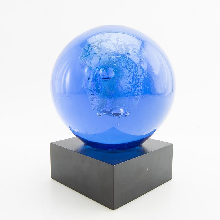 Bertil Vallien, a sculpture, Kosta Boda.