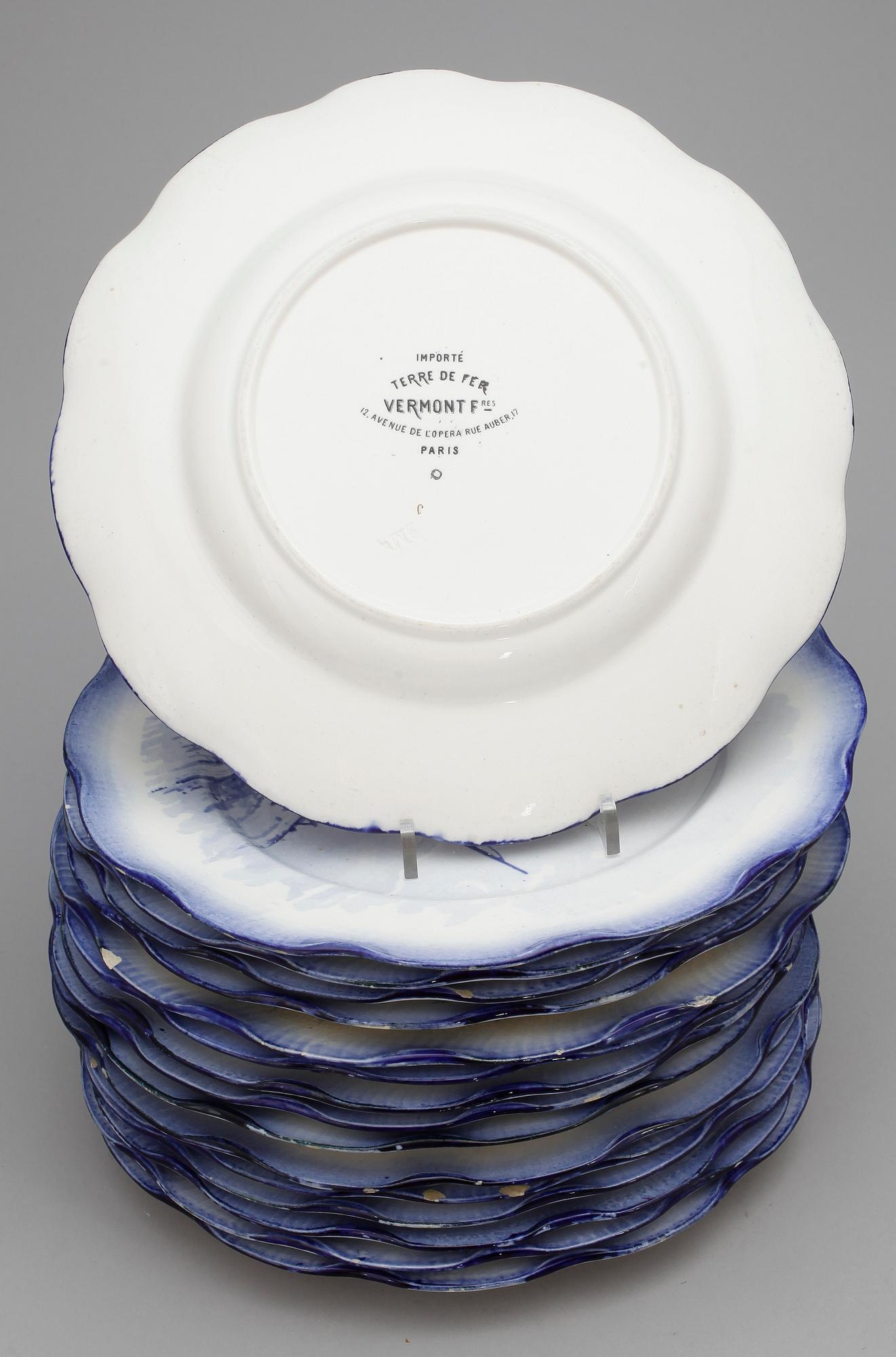 MATSERVIS, 57 delar, "Terre de fer Vermont feres", Paris, omkring 1900.