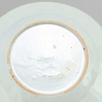A set of famille rose porcelain, Qing dynasty, Qianlong (1736-95) and later.
