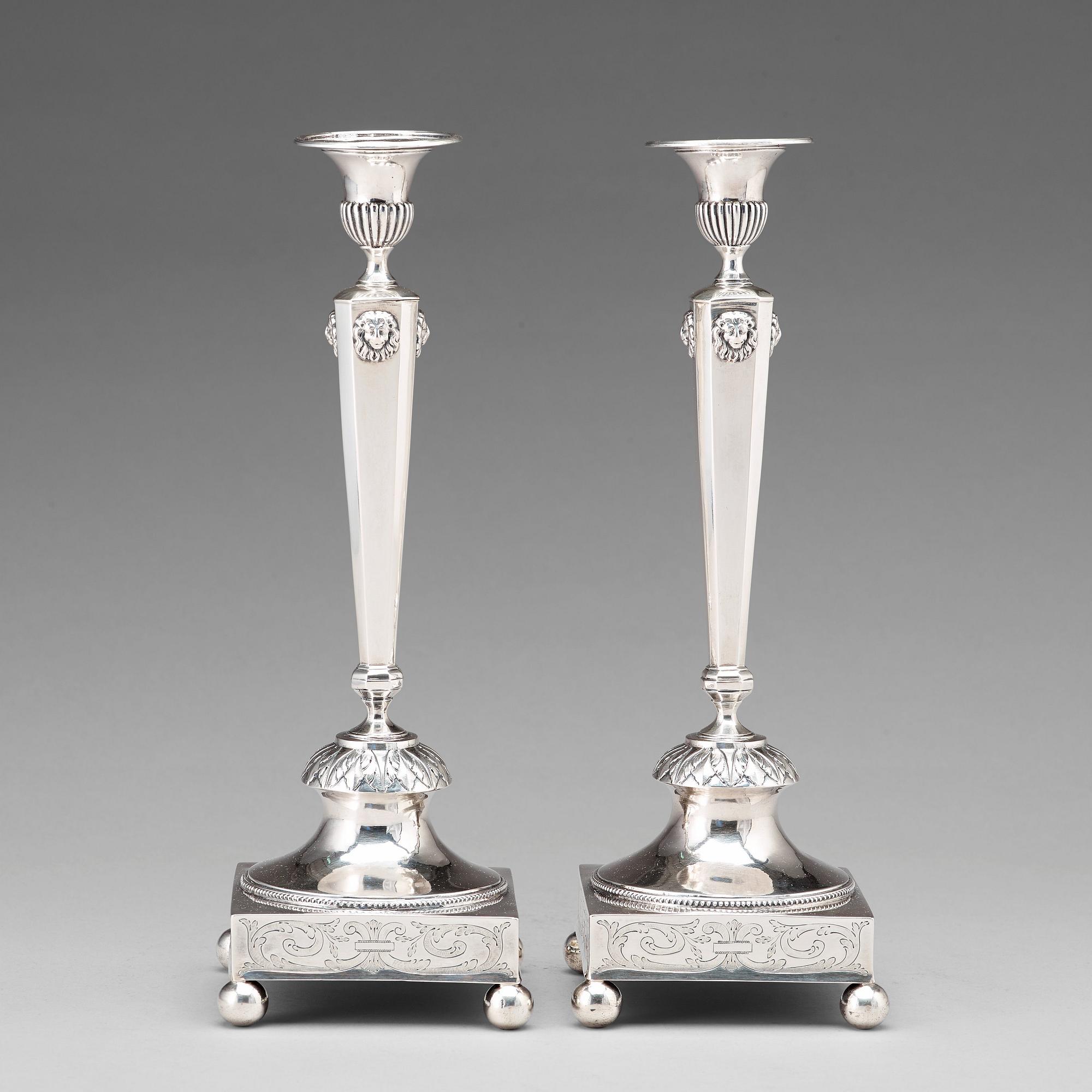 Olof Hellbom, ljusstakar, ett par, silver, Stockolm 1798, sengustavianska.