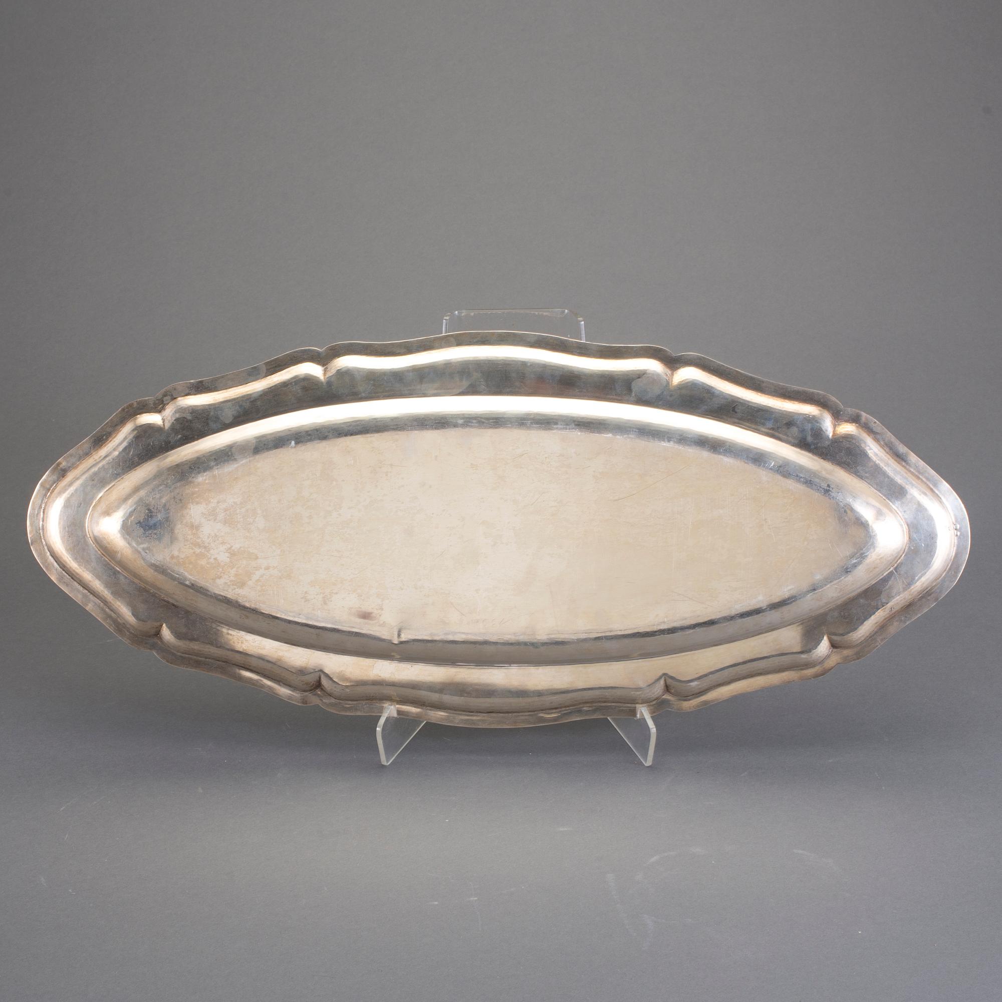 BRICKA, silver, Österrike-Ungern 1872-1922. Vikt ca 1295 gram.
