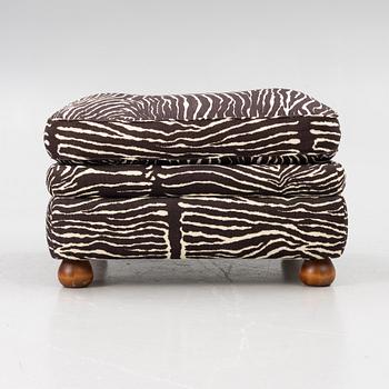 Josef Frank, a model 336 ottoman, Svenskt Tenn.