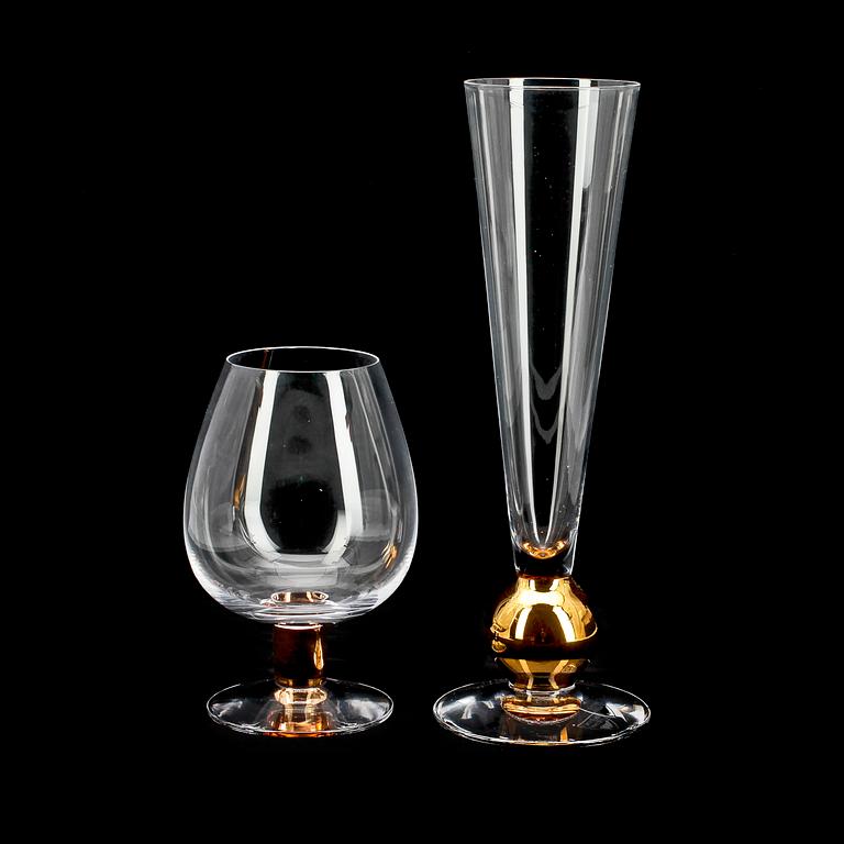 SERVISDELAR, glas, 6 champagneglas samt 4 cognacsglas. "Nobel", Gunnar Cyrén.