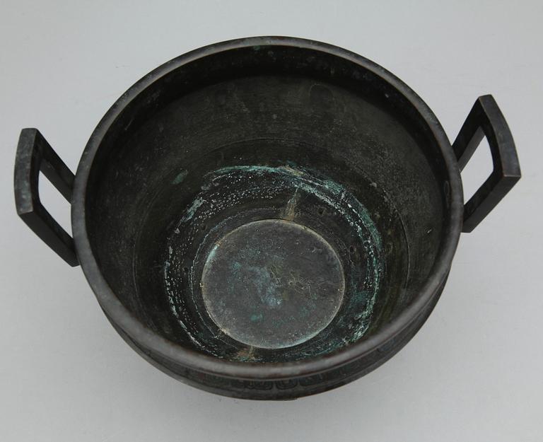 URNA, brons, Sydostasien, 1900-tal.