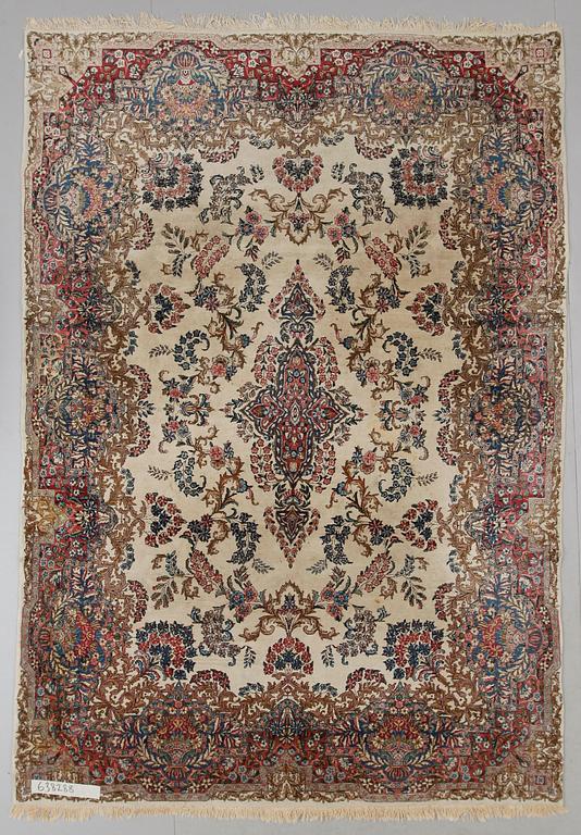 MATTA, Kirman, ca 300 x 210 cm.