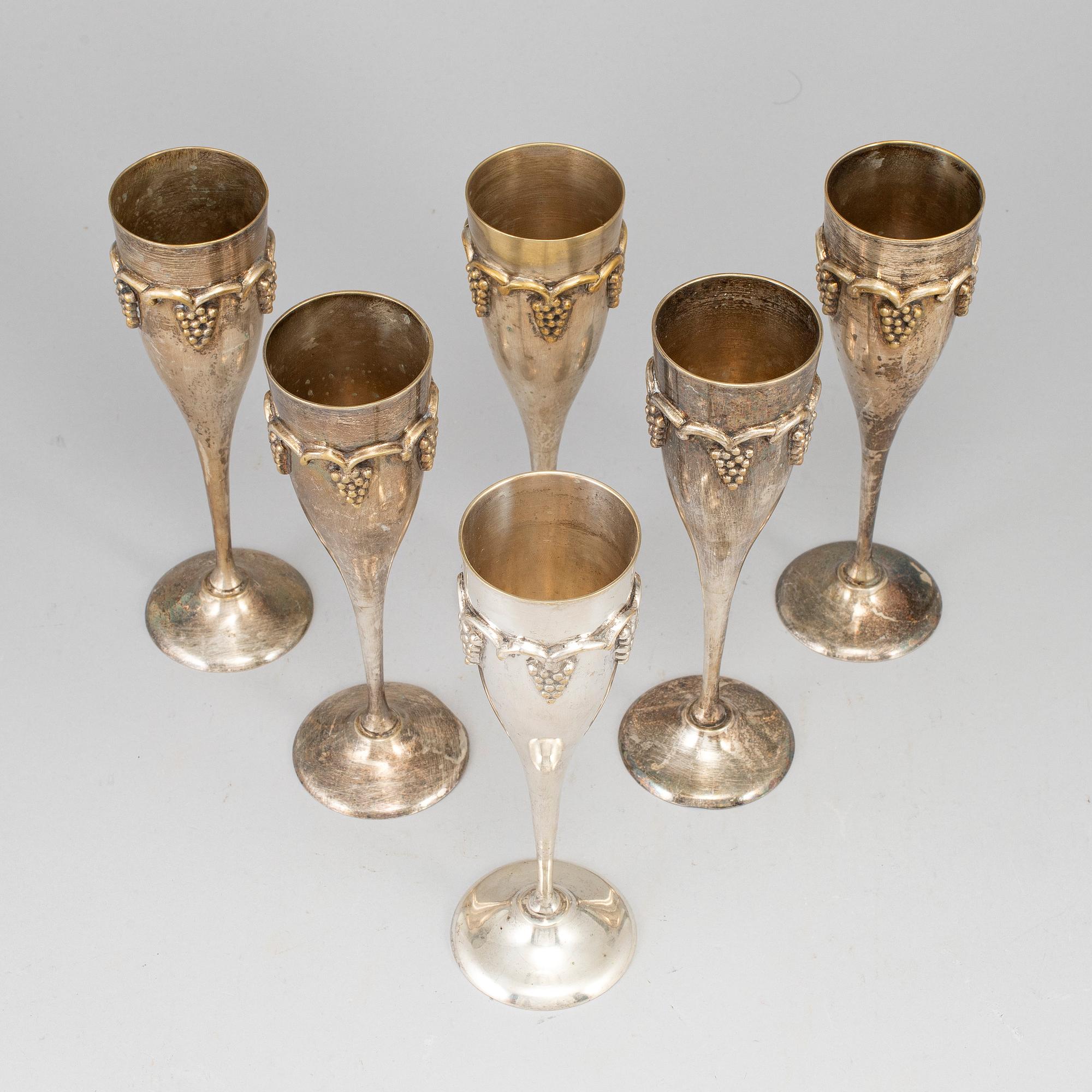 CHAMPAGNEGLAS, 6 st, nysilver, 1900-tal.