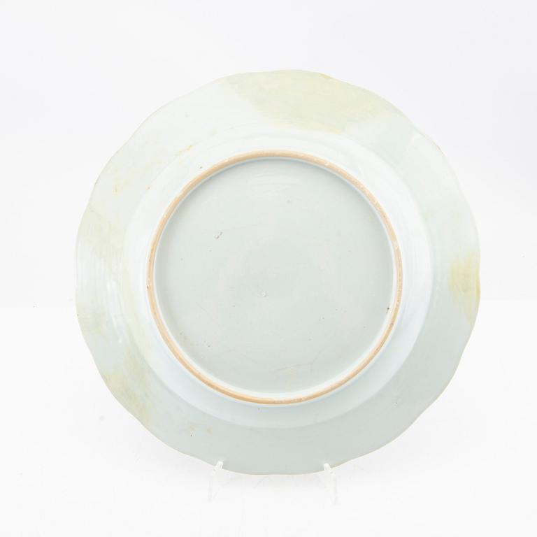 Bowl Dish China Qianlong (1736-95) porcelain.