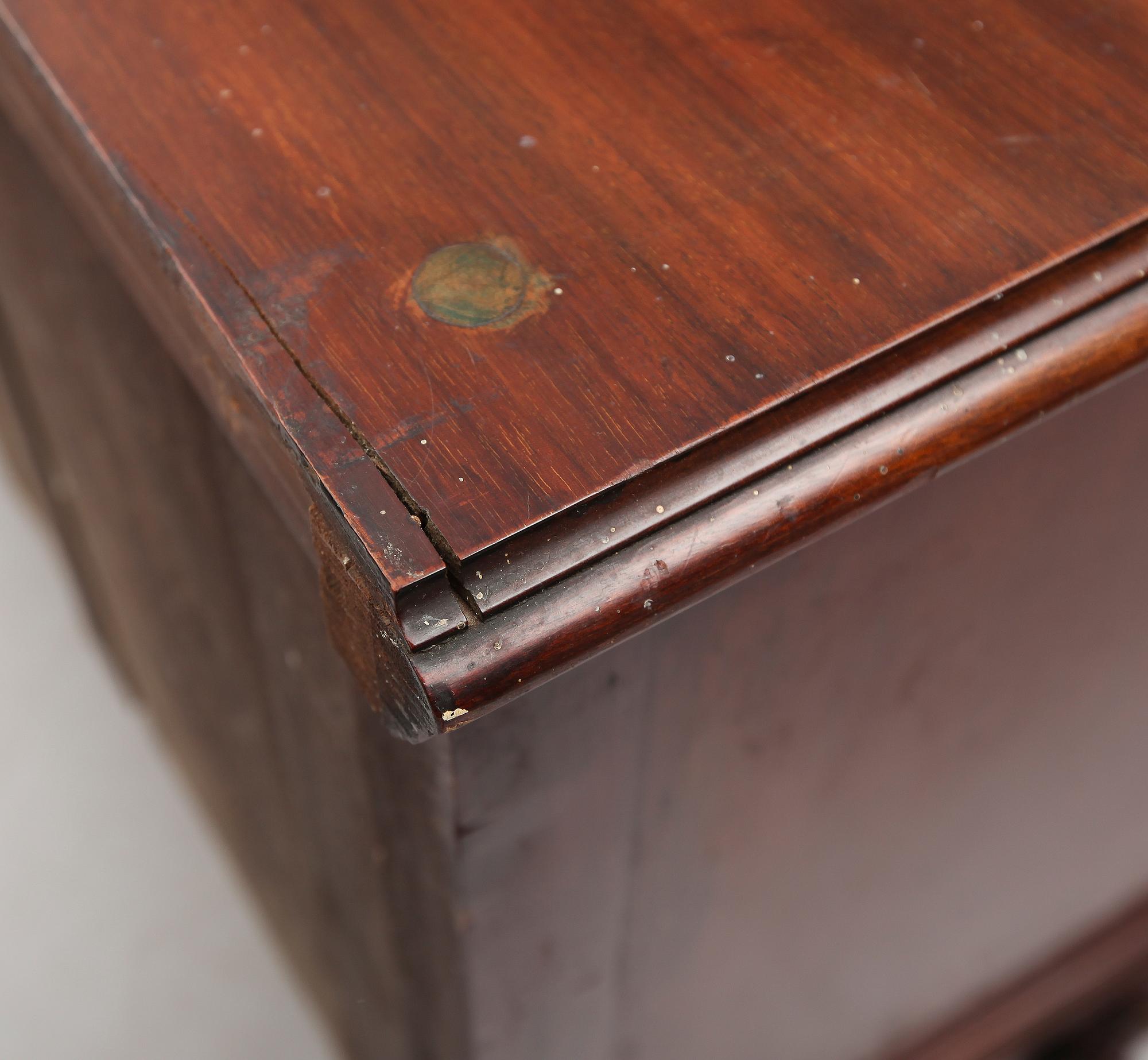 SIDEBOARD, England, 1900-talets första hälft.