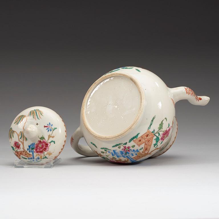 A famille rose teapot with cover, Qing dynasty, Qianlong (1736-95).